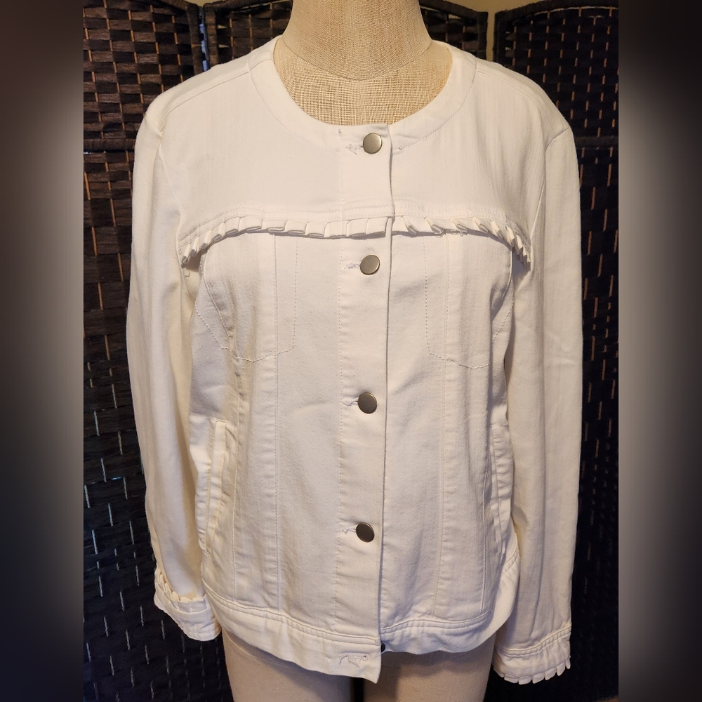 Women's White Button-Up Jacket